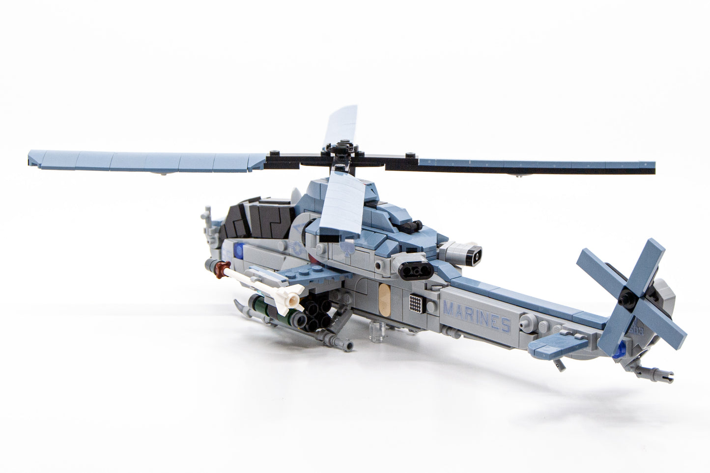 AH-1Z Building Kit